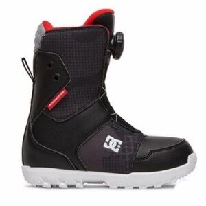 DC Youth Scout Snowboard Boots size 4